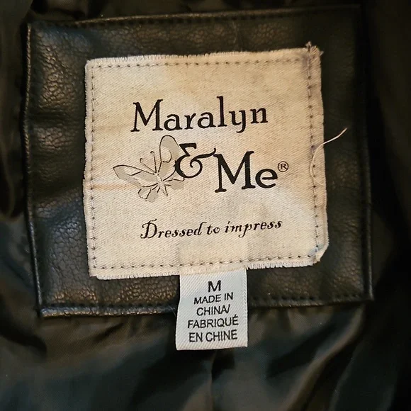 Women's Black Leather Jacket - Picture 3 of 4